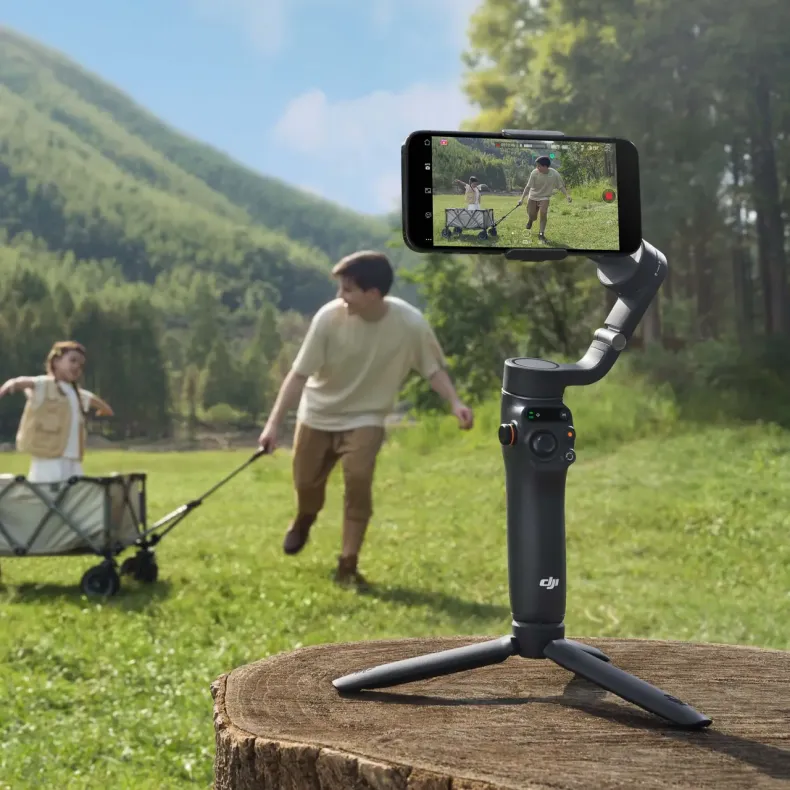 Dji Osmo Mobile 6 stabilizatorius, juodas, 5 nuotrauka